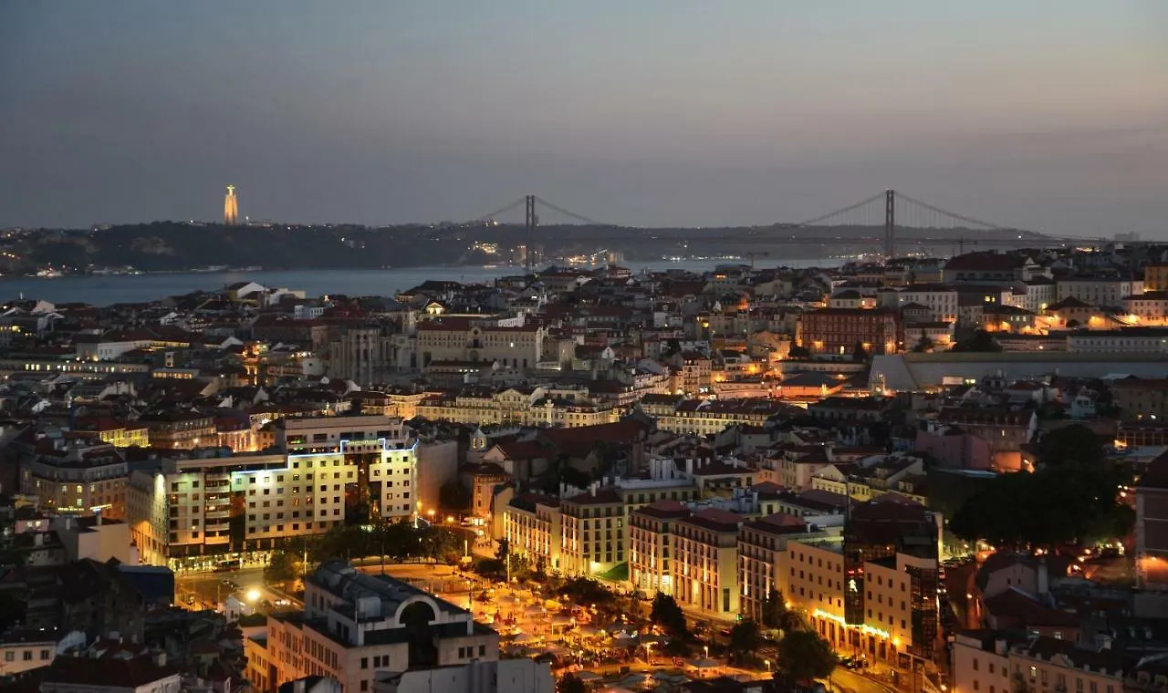 Romantichome At Alfama'S Heart Lisbon
