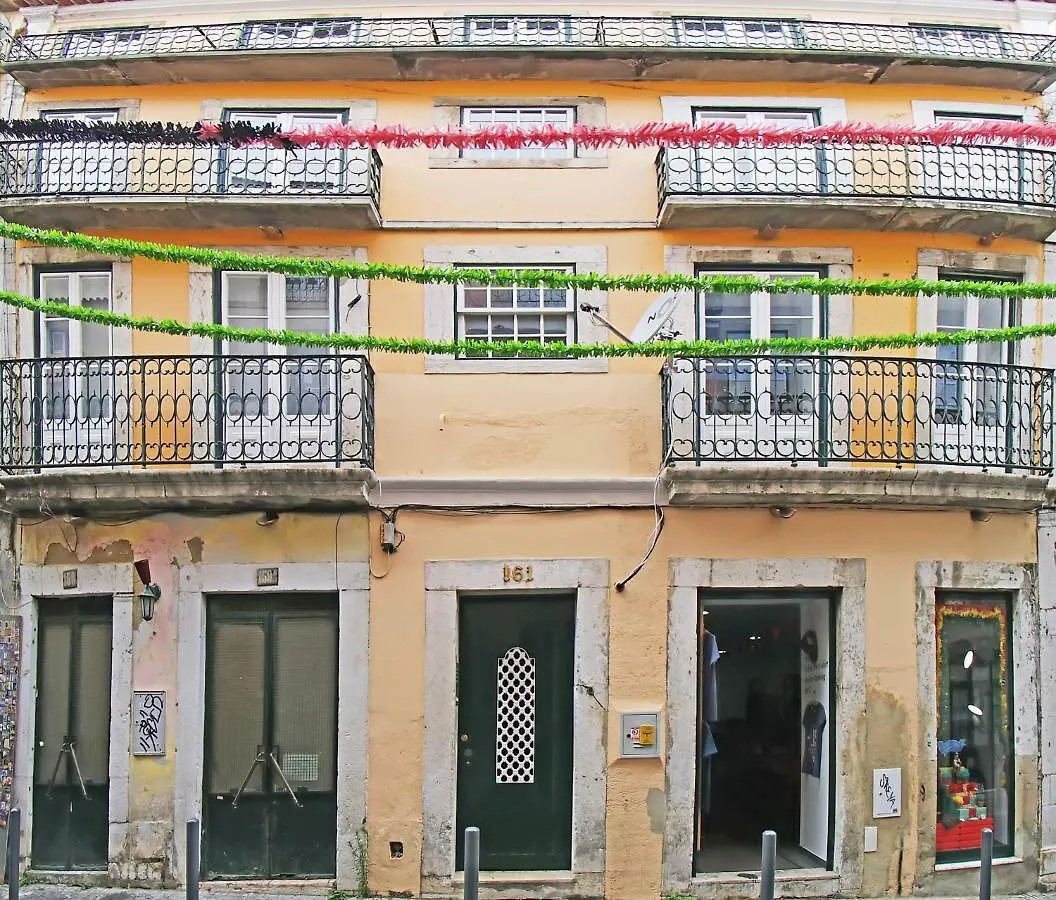 Romantichome At Alfama'S Heart Lisbon Apartment